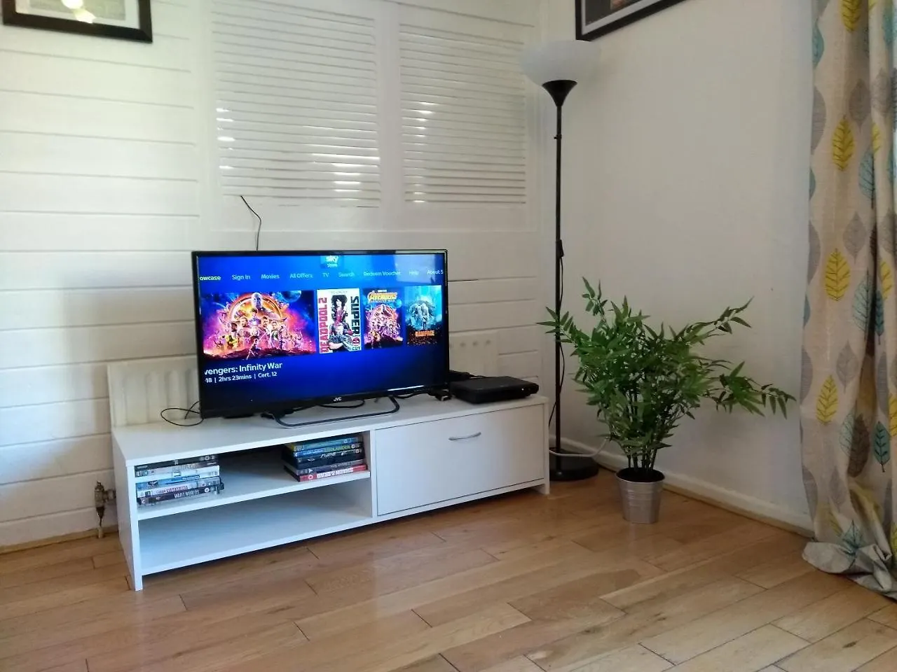 Very Central Location- Free Parking - 2 Bedrooms Belfast 0*,