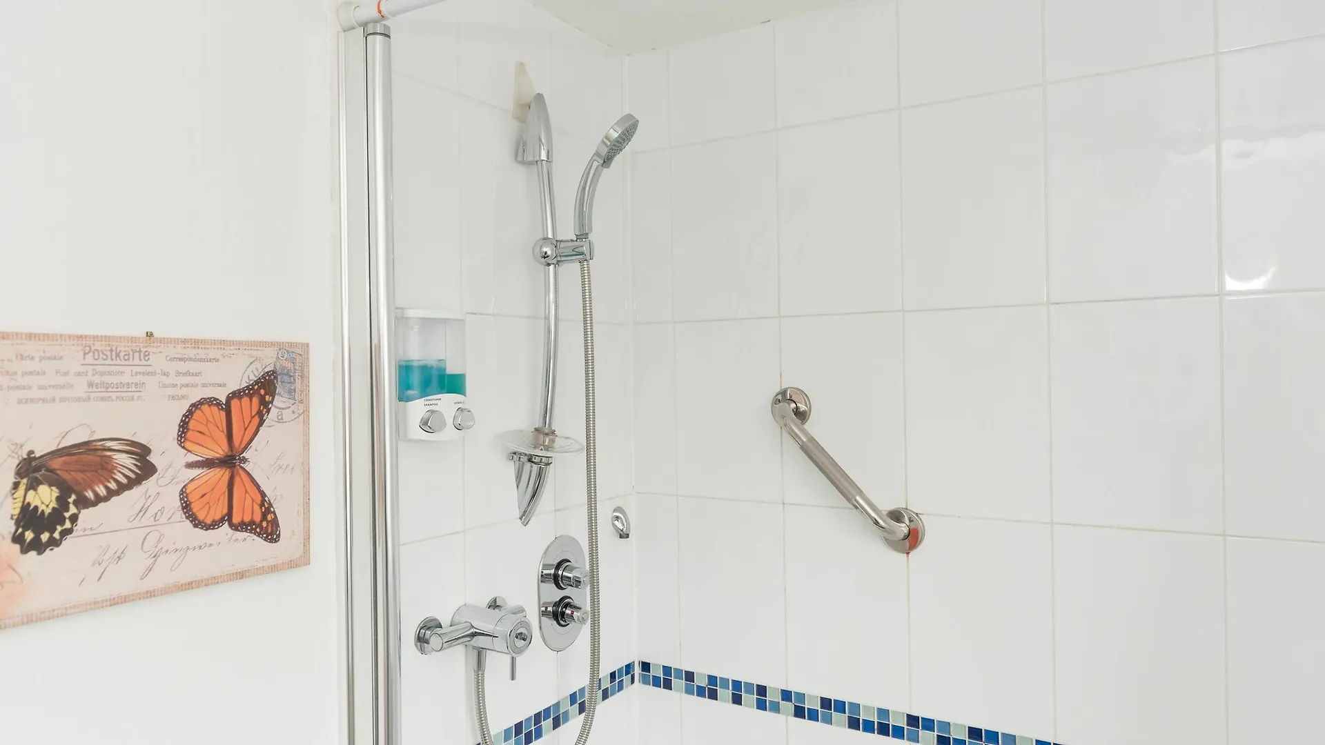 Very Central Location- Free Parking - 2 Bedrooms Belfast Apartamento